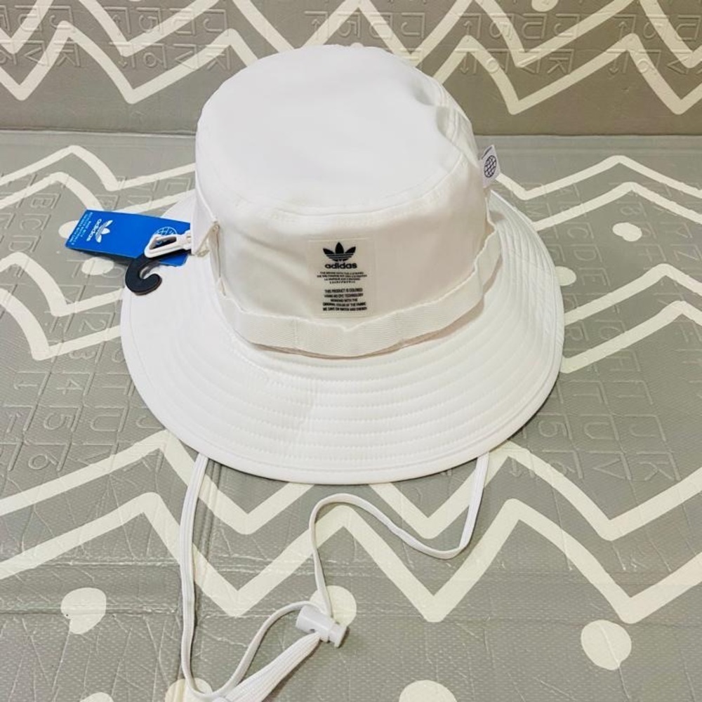 Adidas hiking trail special edition bucket hat